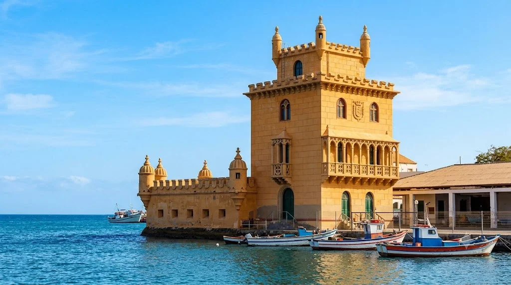 Replica da Torre de Belem no calcadao de Mindelo, Cabo Verde